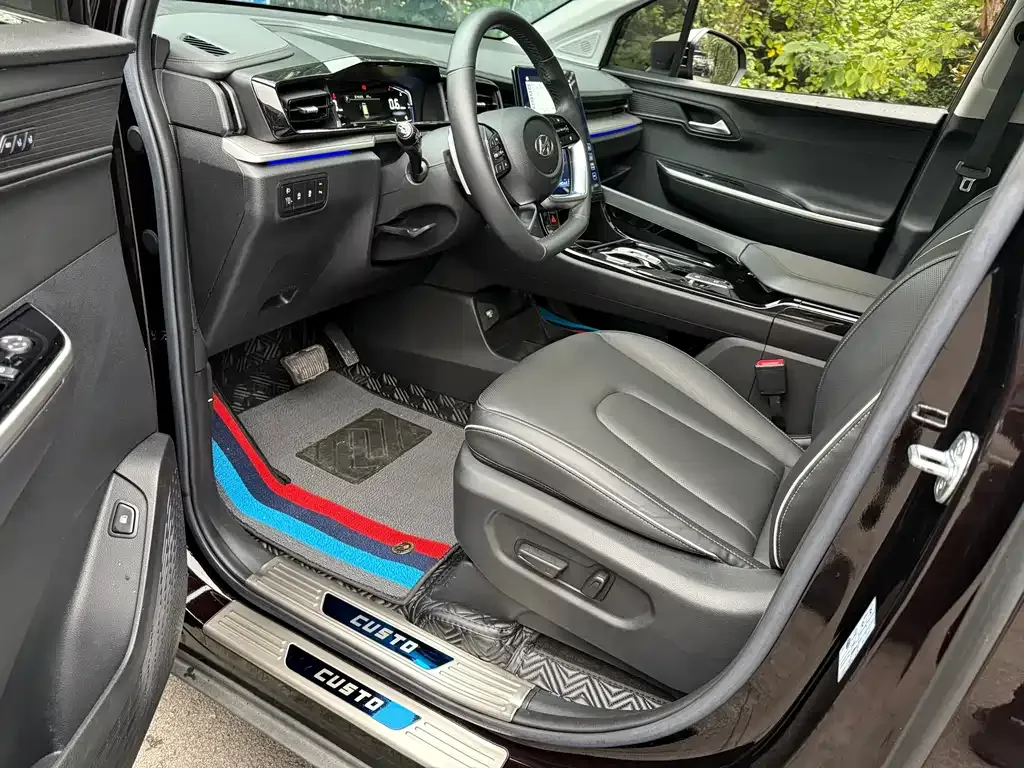 Hyundai Custo — фото 4