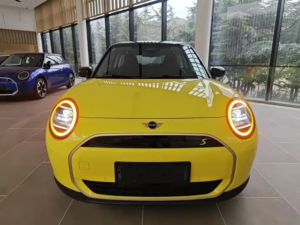 [object Object] MINI COOPER EV 2025 из CN, фото 3