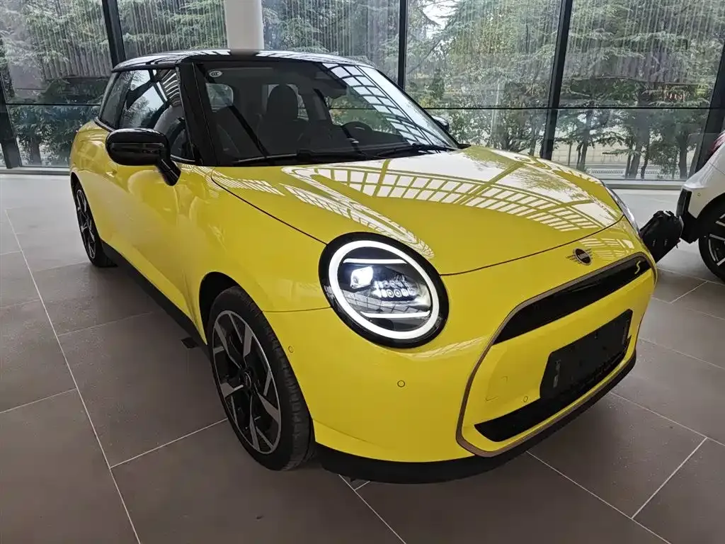 [object Object] MINI COOPER EV 2025 из CN, фото 4