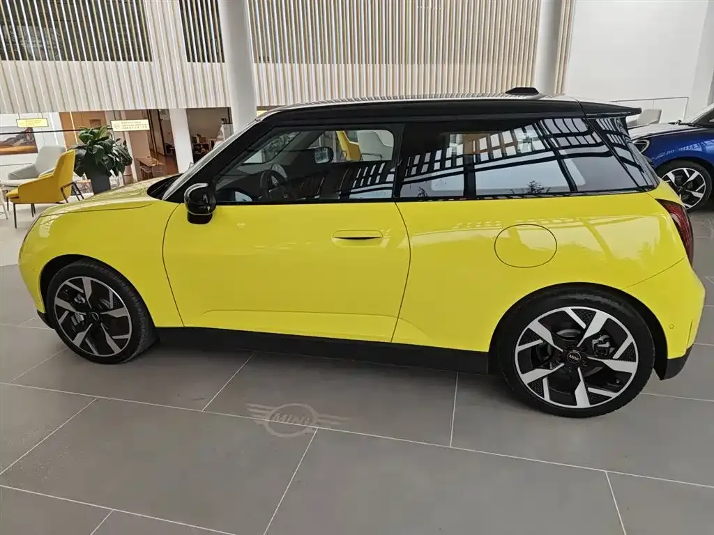 [object Object] MINI COOPER EV 2025 из CN, фото 5