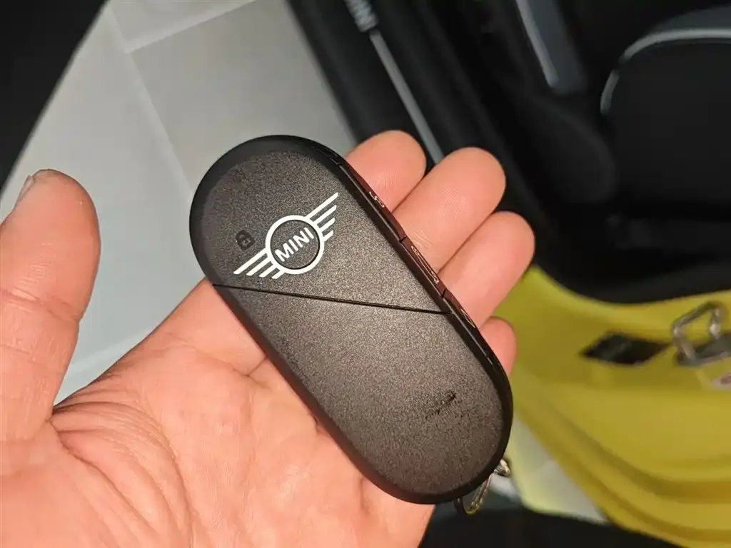 [object Object] MINI COOPER EV 2025 из CN, фото 8