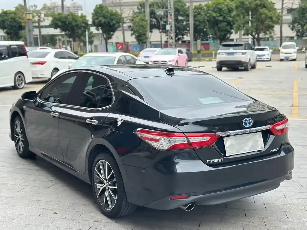 Toyota Camry 2023 из CN, фото 9