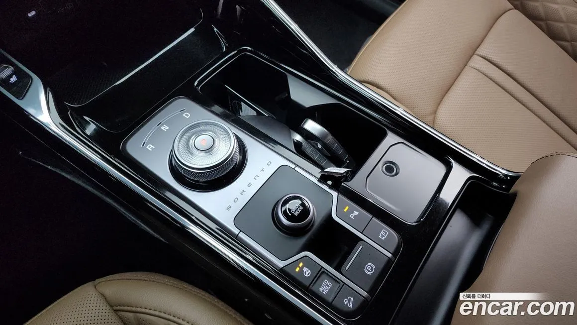 Kia Sorento — фото 9