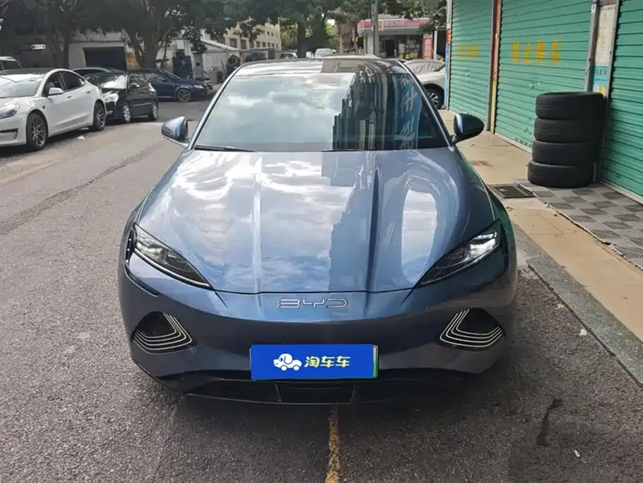 BYD Seal — фото 2