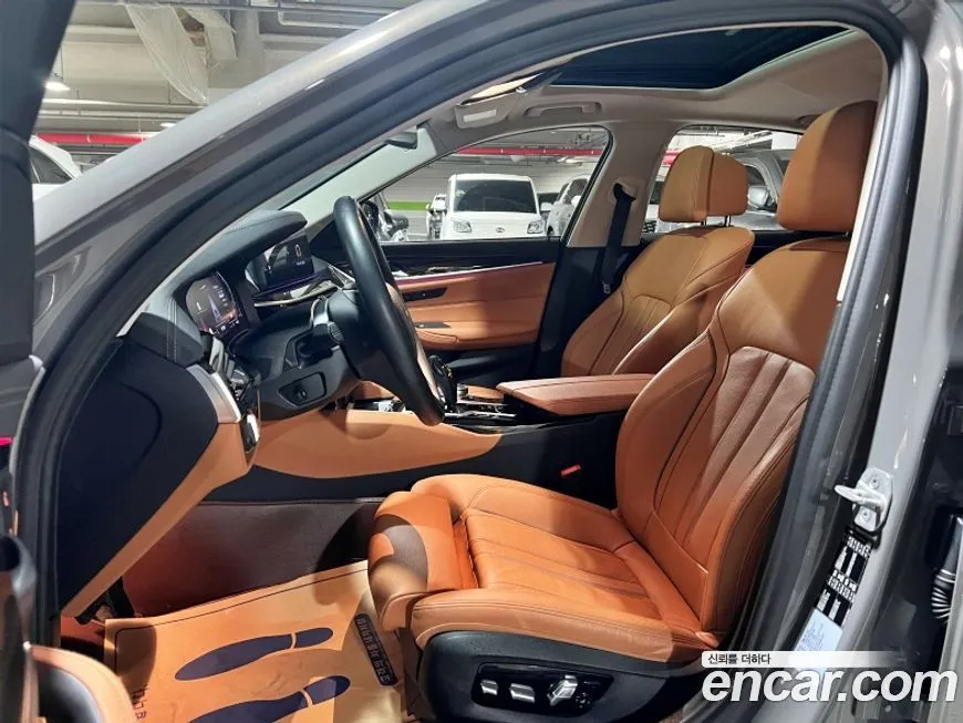 BMW 5-Series 2021 из KR, фото 10