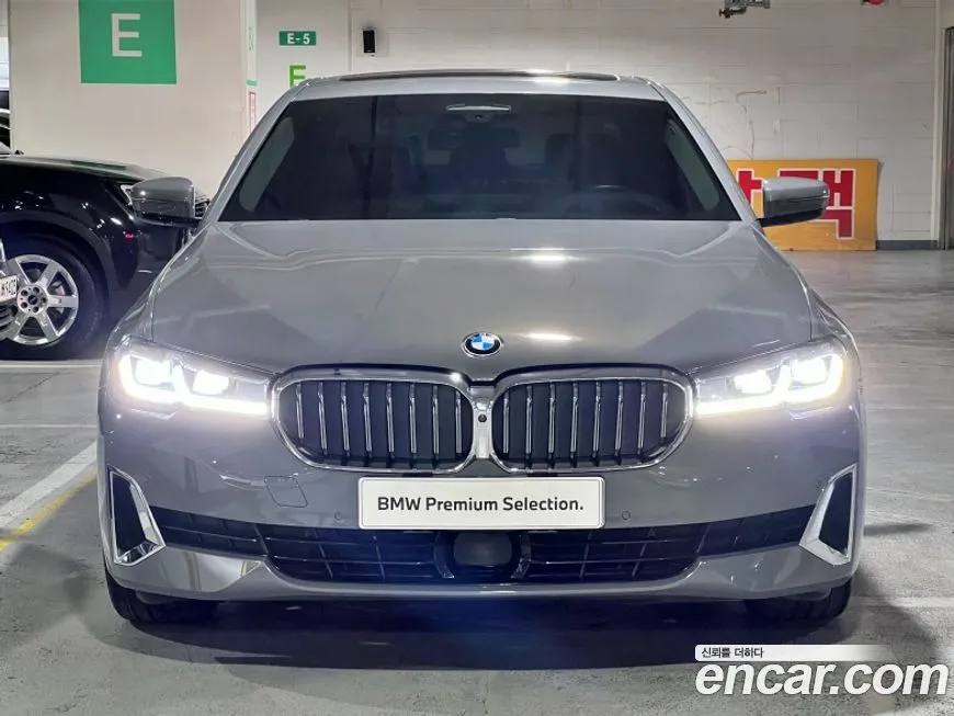 BMW 5-Series 2021 из KR, фото 3