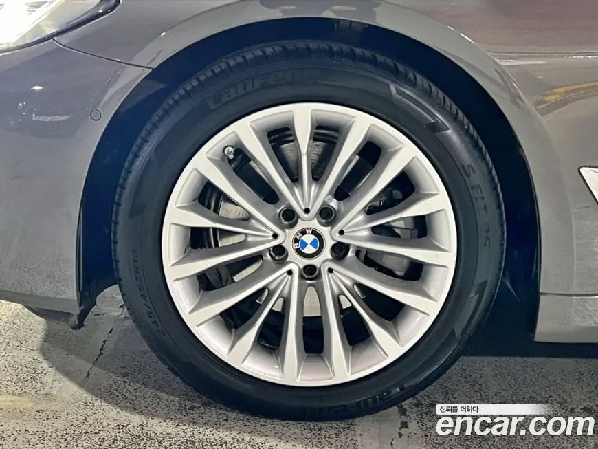 BMW 5-Series 2021 из KR, фото 5