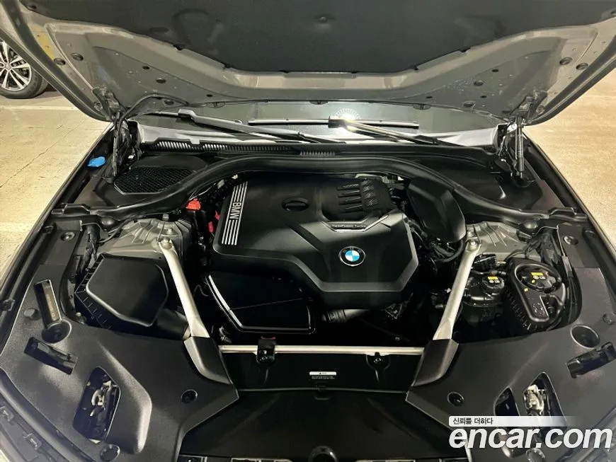 BMW 5-Series 2021 из KR, фото 6