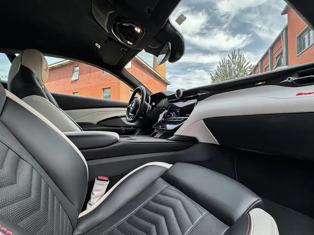 Maserati GranTurismo 2024 из CN, фото 10