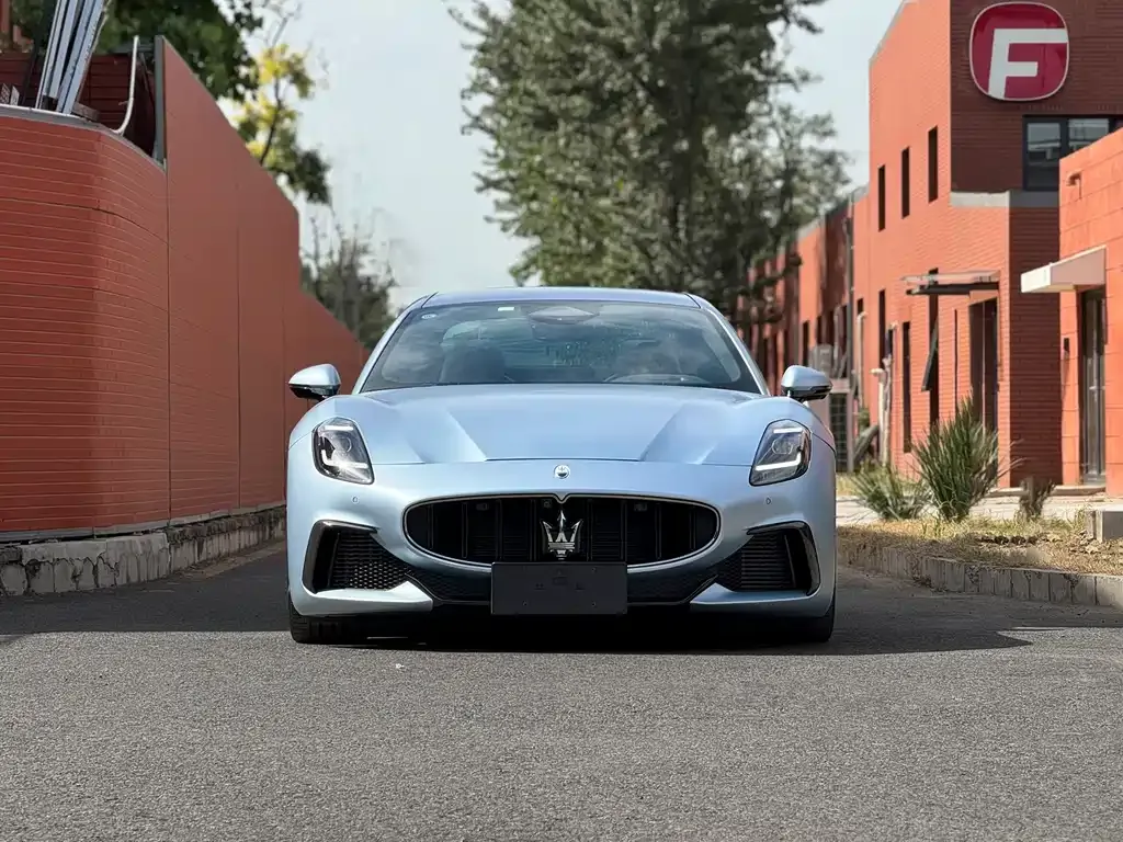 Maserati GranTurismo 2024 из CN, фото 2