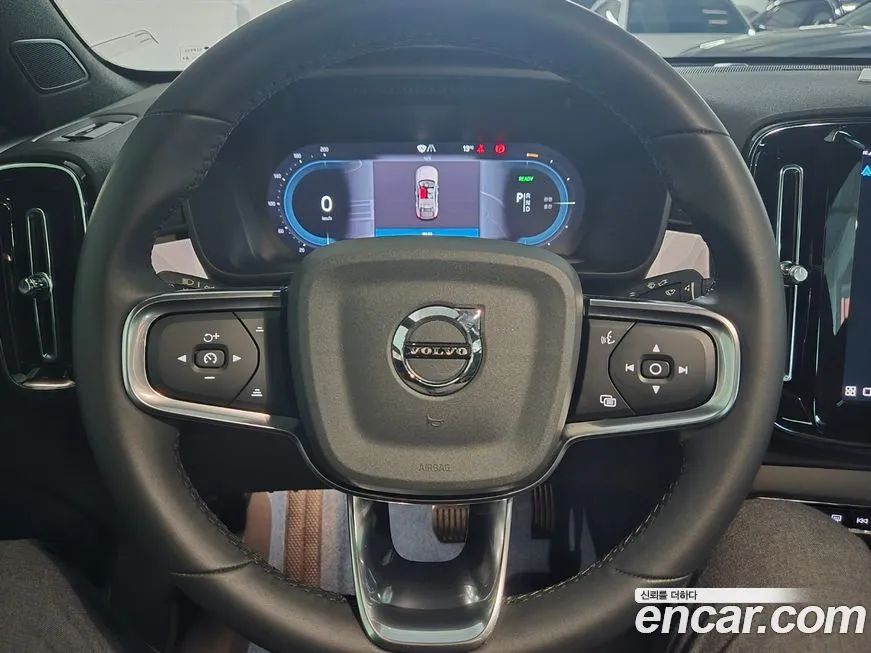 Volvo C40 2024 из KR, фото 6