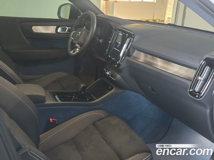 Volvo C40 2024 из KR, фото 7