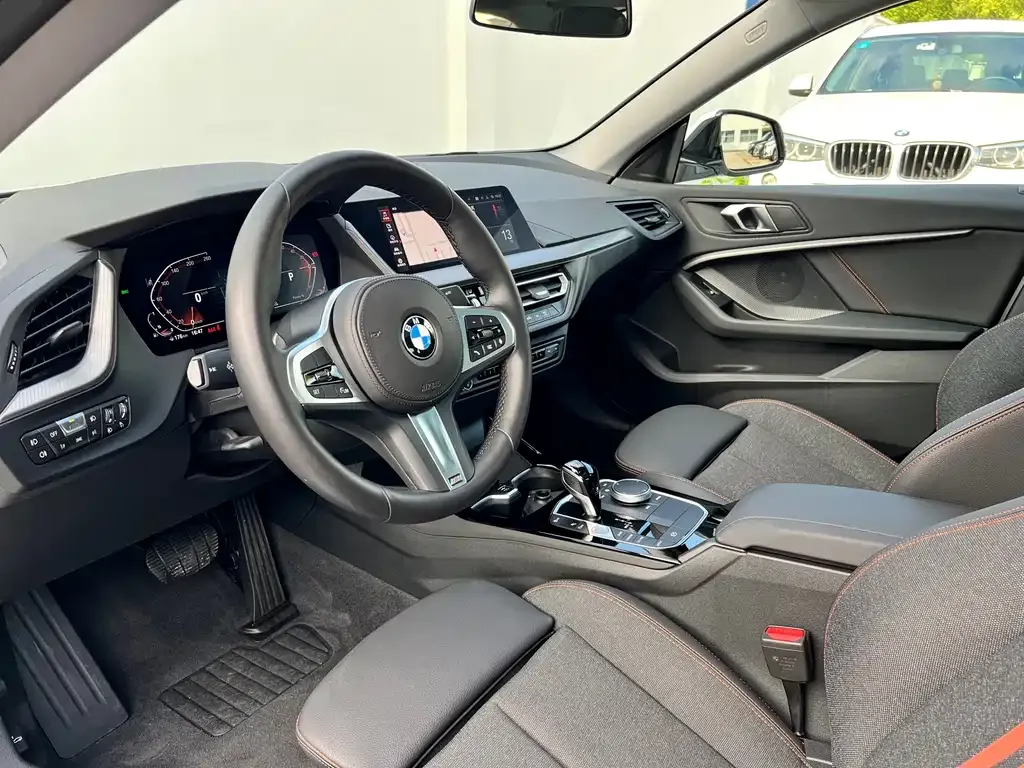 BMW 2 Series (Import) 2023 из CN, фото 4