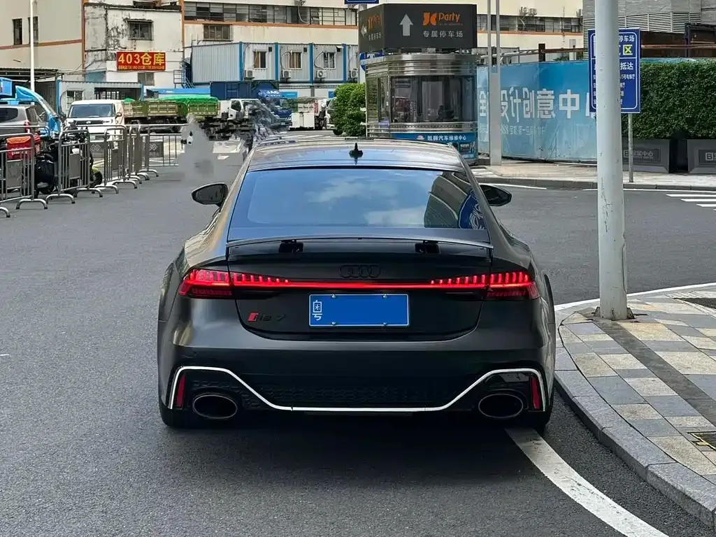 Audi RS 7 2021 из CN, фото 4