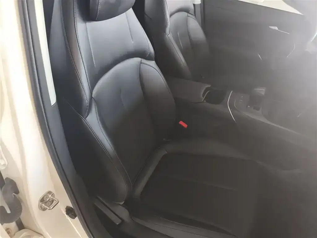 Changan Yida 2024 из CN, фото 3