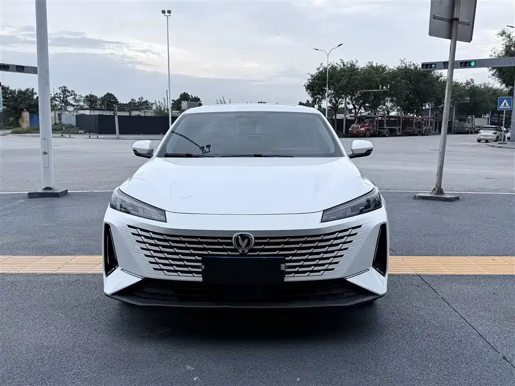 Changan Yida 2024 из CN, фото 7