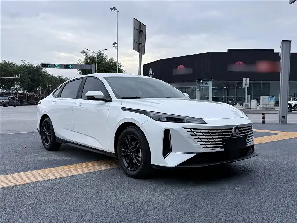 Changan Yida 2024 из CN, фото 9