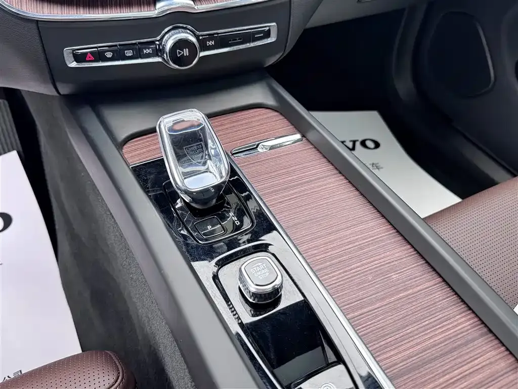 [object Object] XC60 PHEV 2024 из CN, фото 10