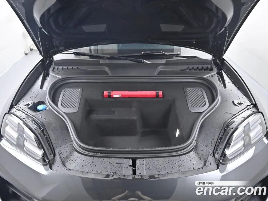 Porsche Macan 2025 из KR, фото 6