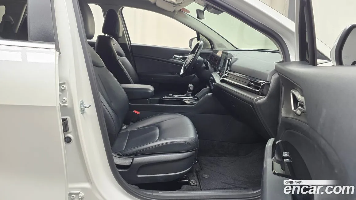 Kia Sportage — фото 10