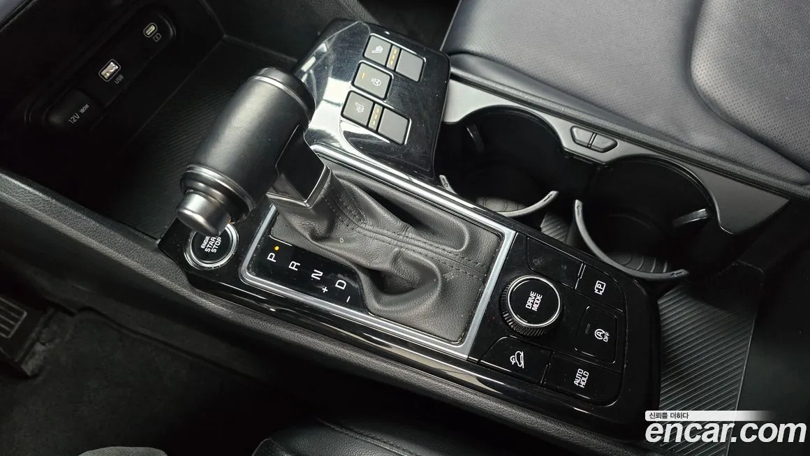 Kia Sportage — фото 9