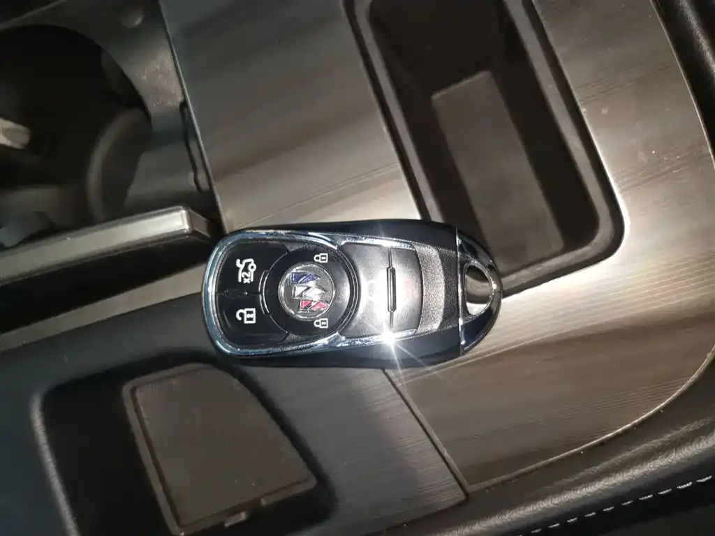 Buick LaCrosse 2023 из CN, фото 9