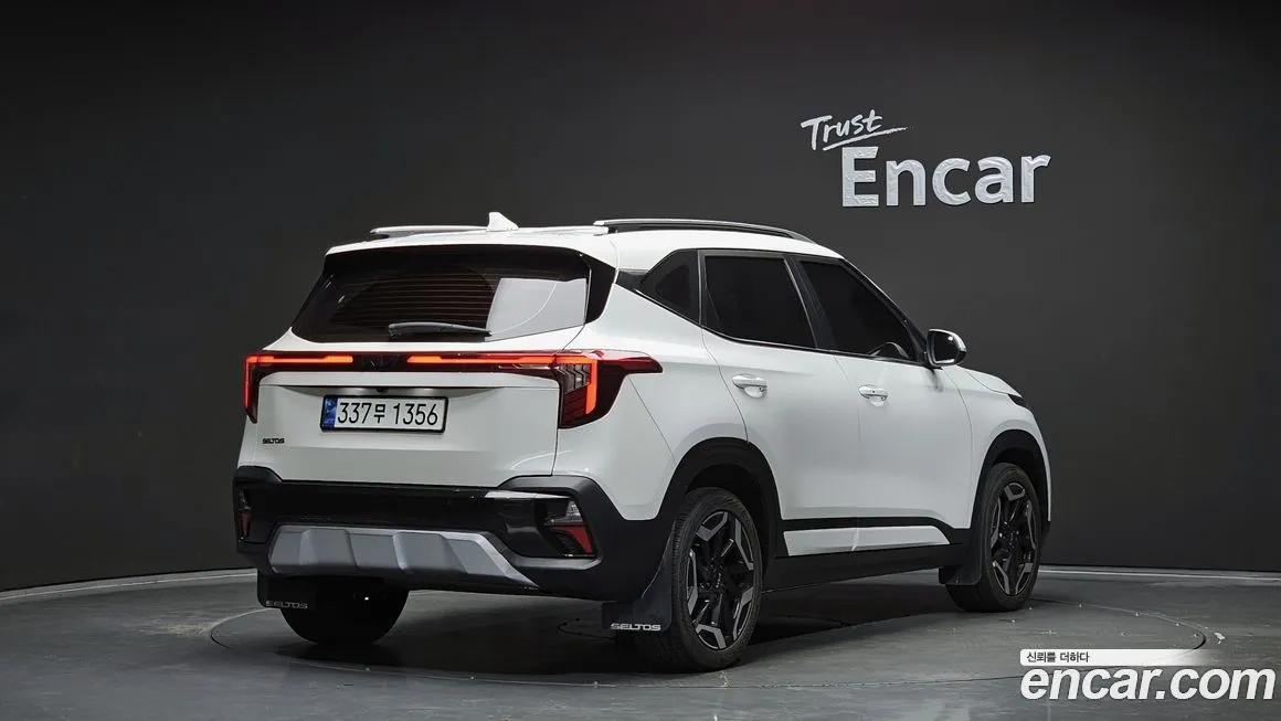 Kia Seltos 2023 из KR, фото 2