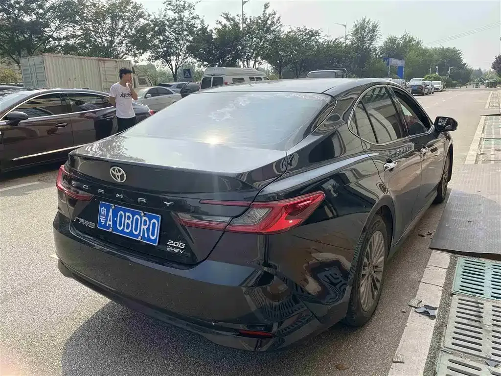 Toyota Camry 2024 из CN, фото 4