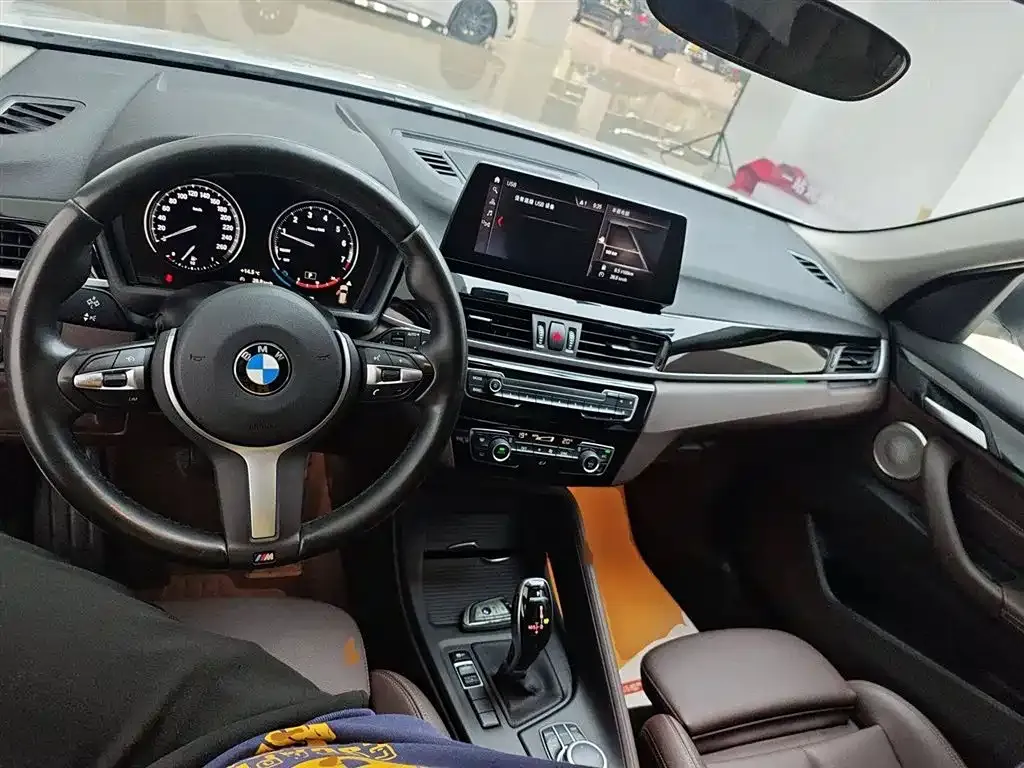 BMW X1 2021 из CN, фото 10