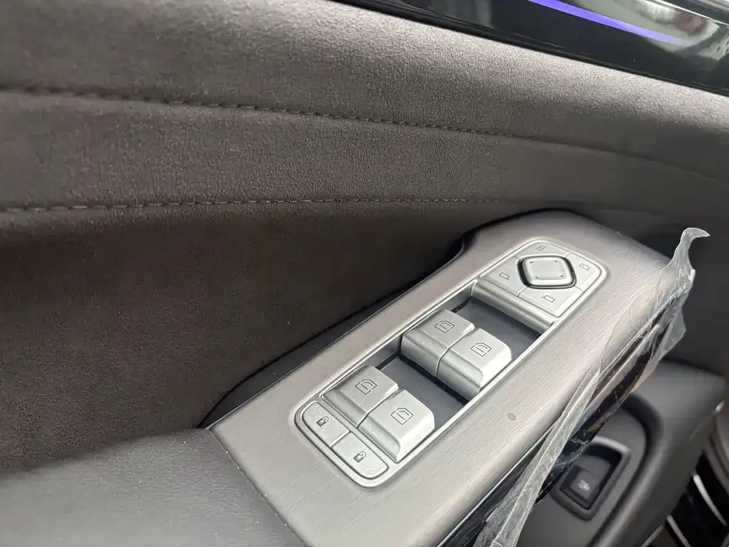 Hongqi H9 2025 из CN, фото 9