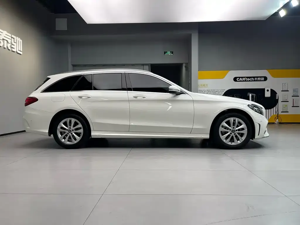 Mercedes-Benz C-Class (Import) — фото 7
