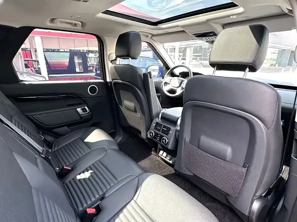 Land Rover Discovery 2024 из CN, фото 4