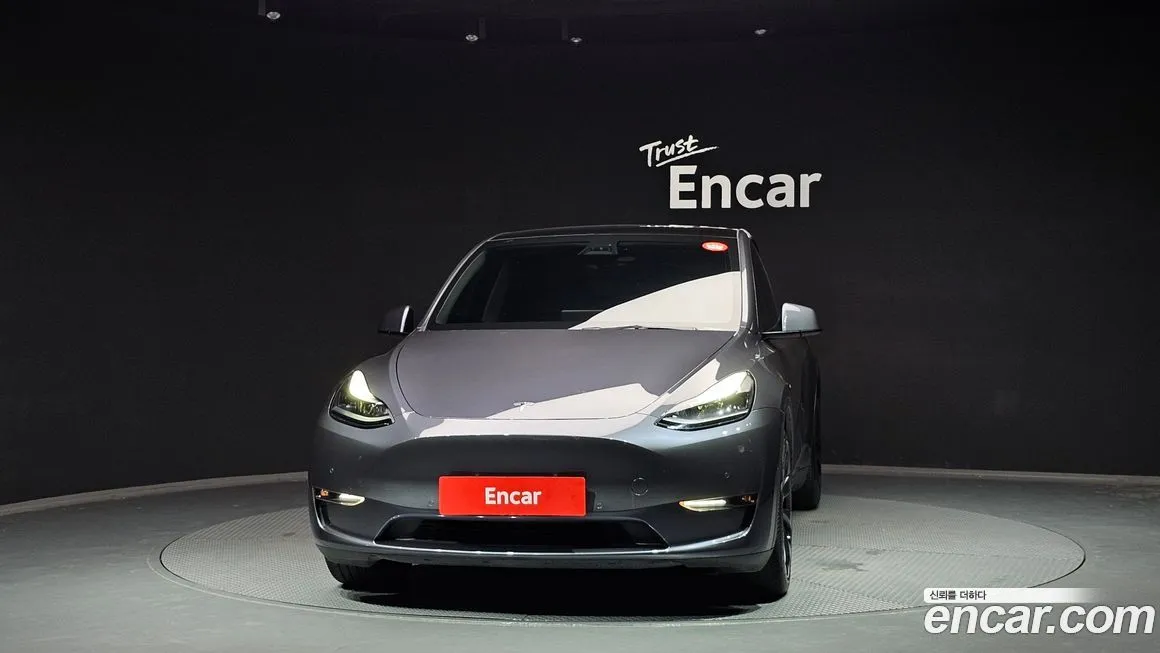 Tesla Model Y — фото 3