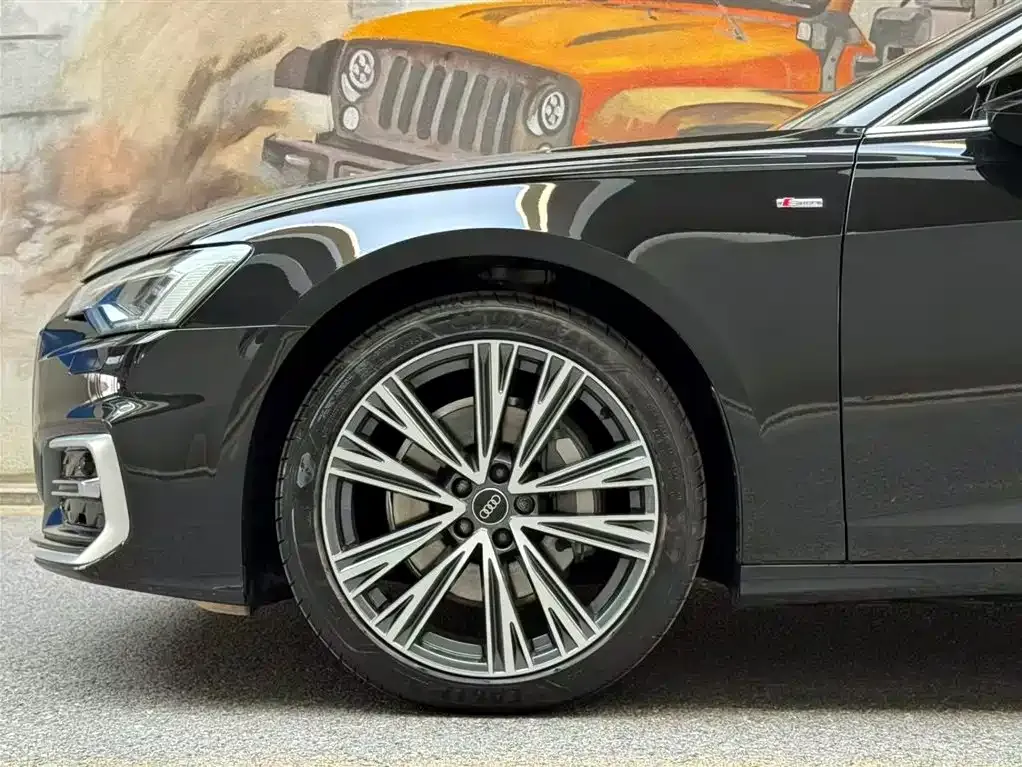 Audi A6L 2023 из CN, фото 6