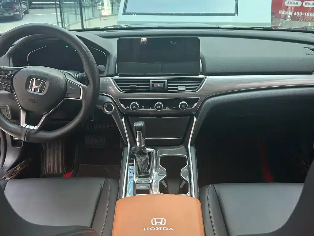 Honda Accord — фото 5