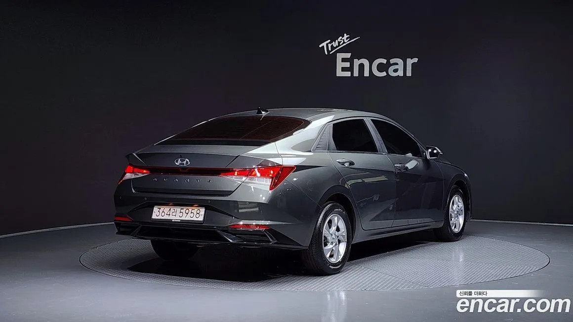 Hyundai AVANTE — фото 2