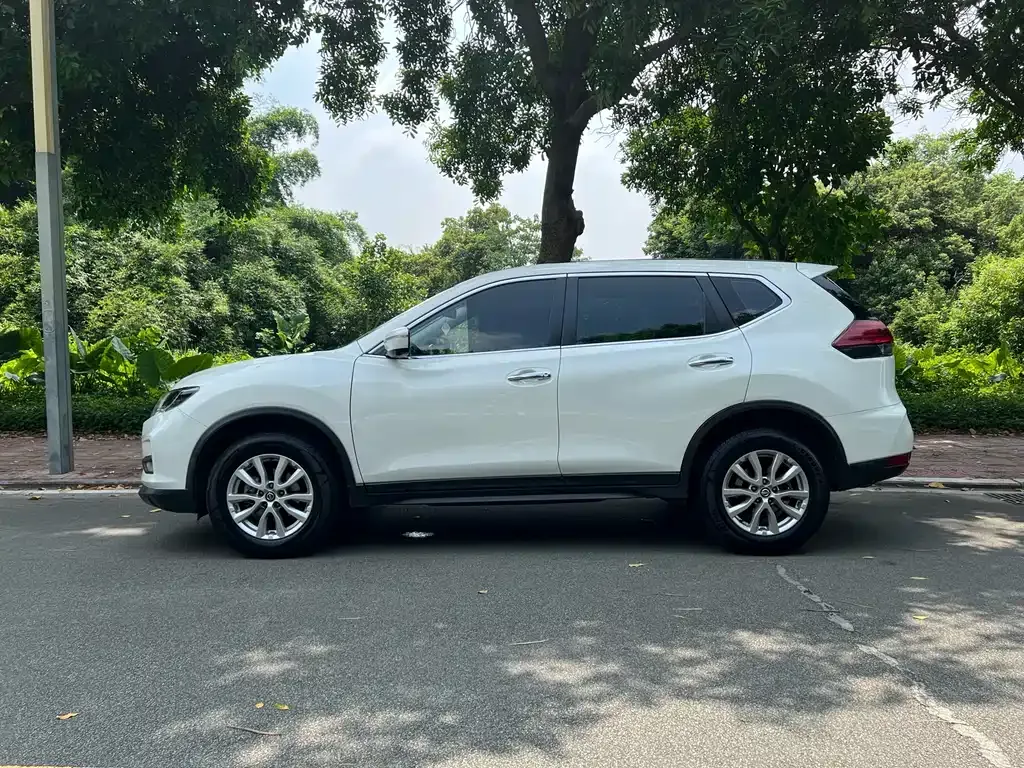 Nissan X-Trail 2021 из CN, фото 10