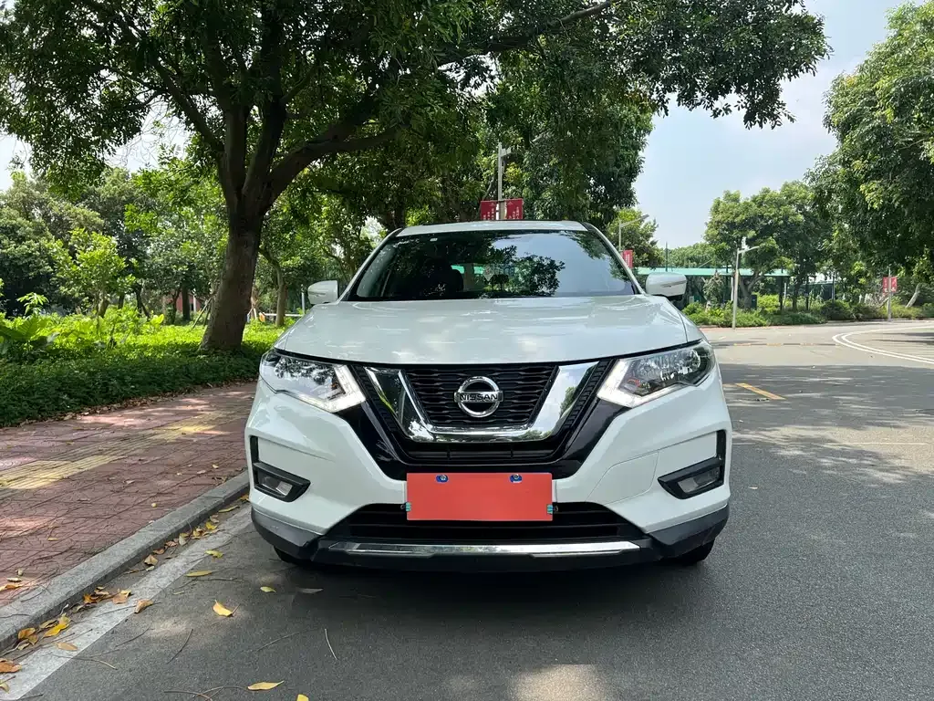 Nissan X-Trail 2021 из CN, фото 2