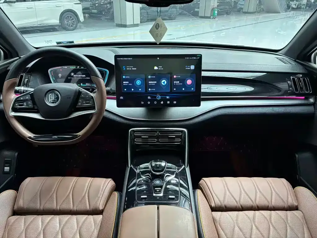 BYD Tang New Energy 2023 из CN, фото 8