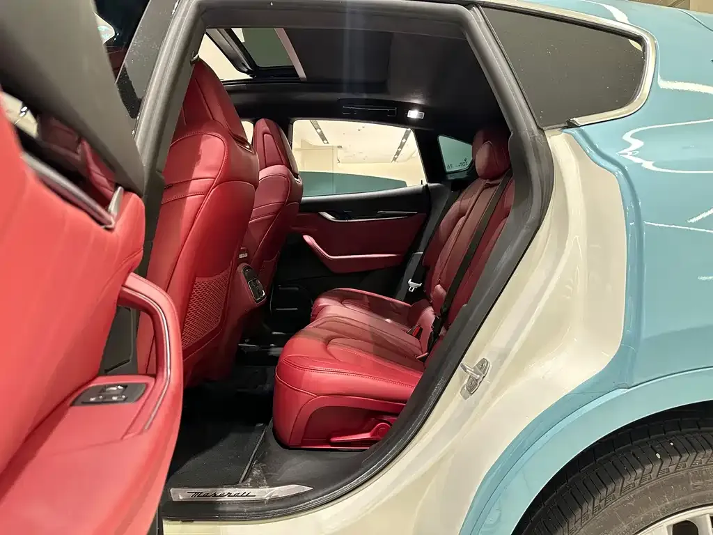 Maserati Levante 2022 из CN, фото 7