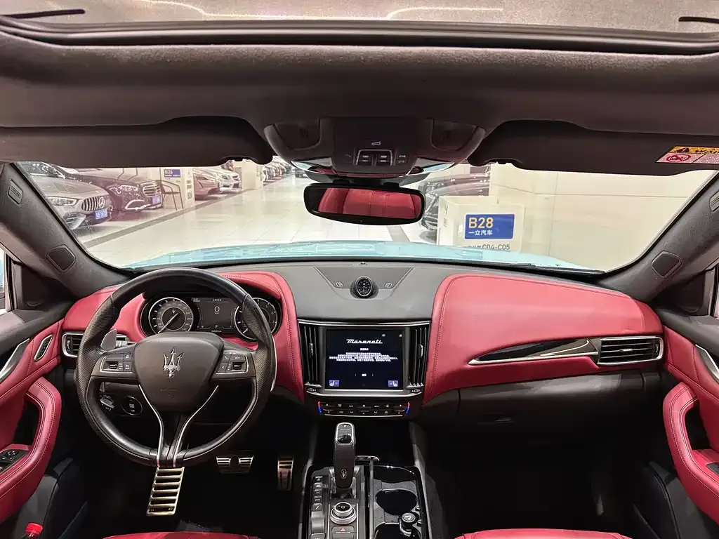 Maserati Levante 2022 из CN, фото 9