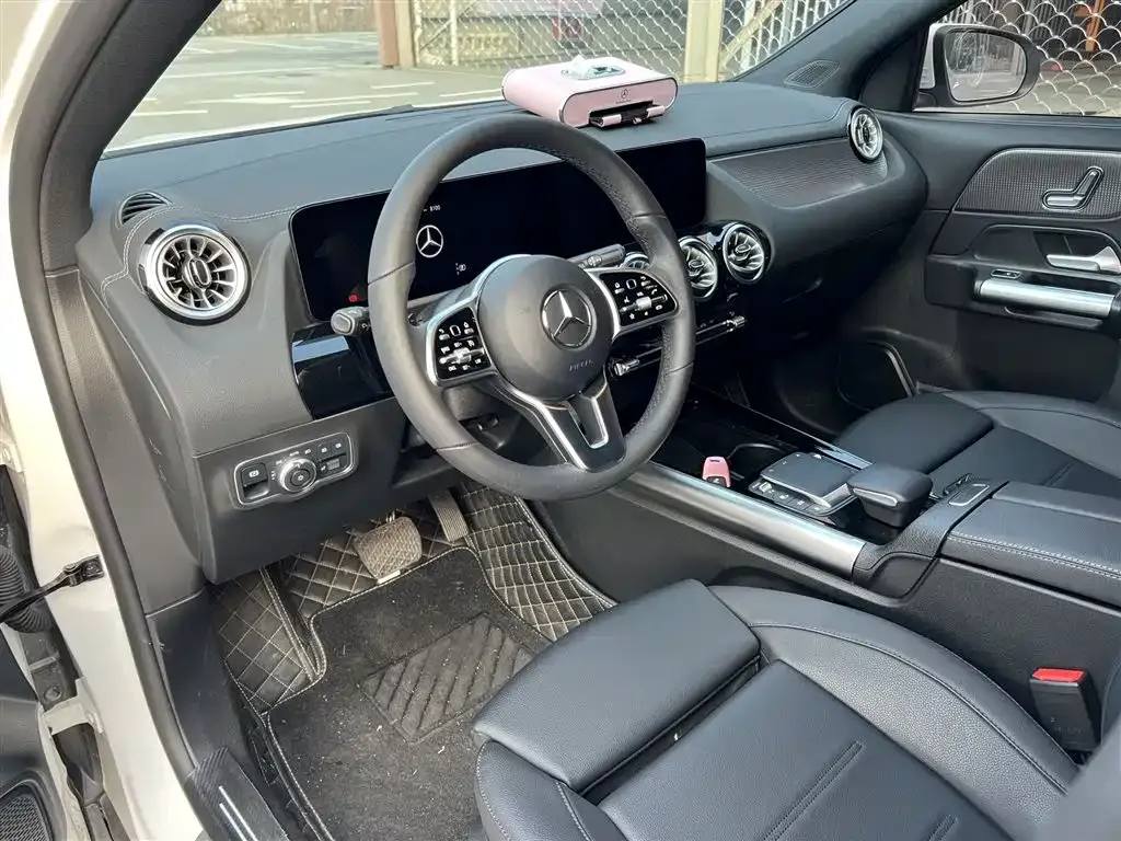 Mercedes-Benz GLA 2023 из CN, фото 10