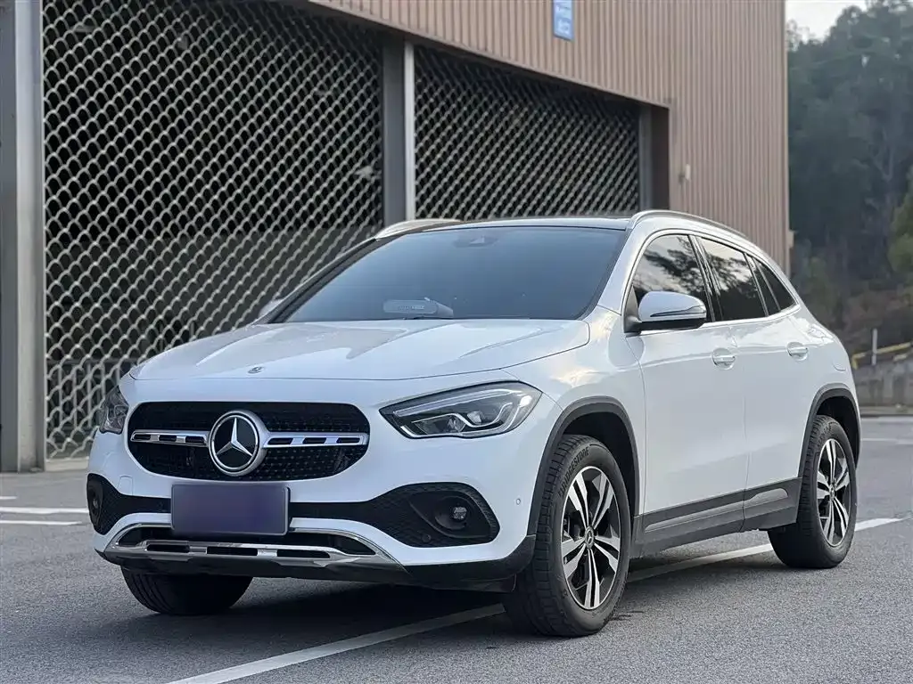 Mercedes-Benz GLA 2023 из CN, фото 2