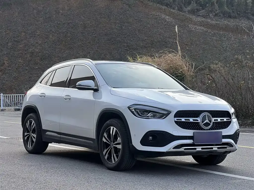 Mercedes-Benz GLA 2023 из CN, фото 3