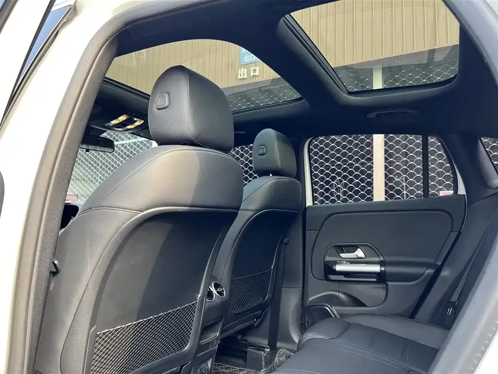 Mercedes-Benz GLA 2023 из CN, фото 9
