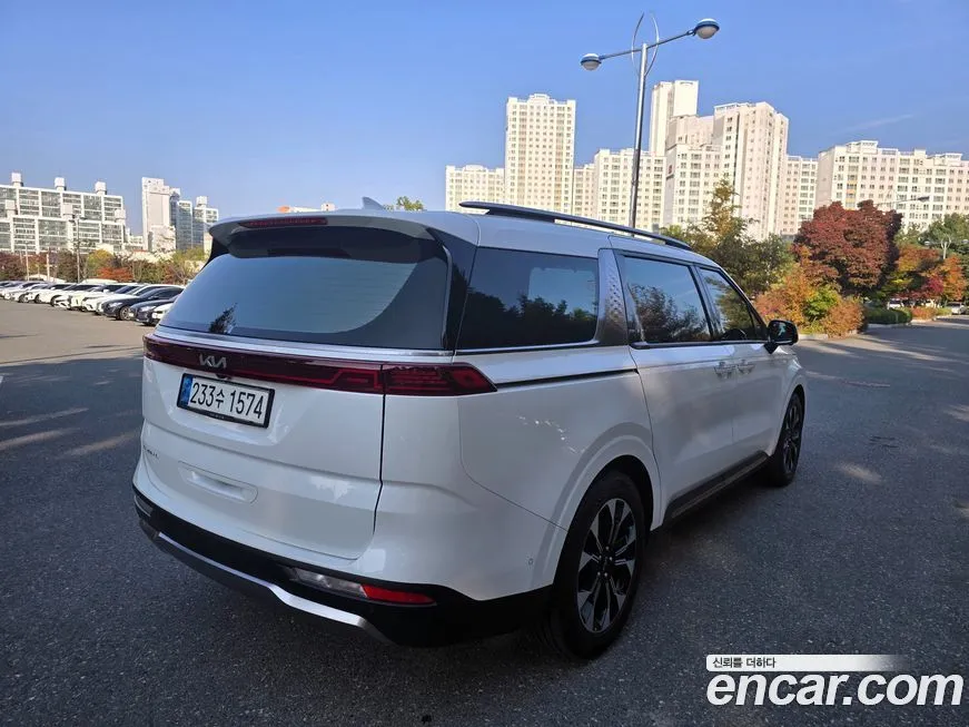 Kia Carnival — фото 2