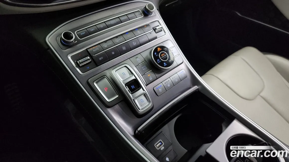 Hyundai Santafe — фото 9