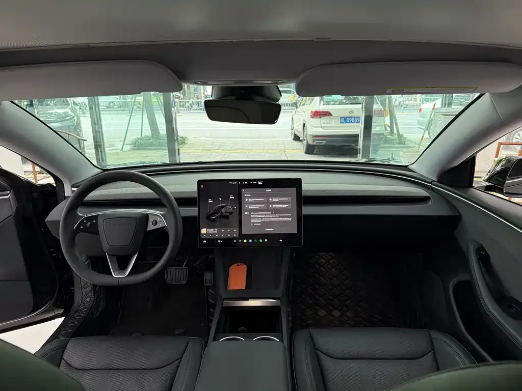 Tesla Model 3 2024 из CN, фото 9