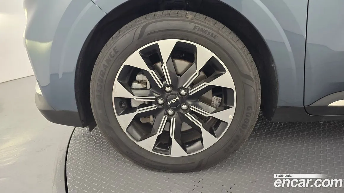 Kia Carnival 2023 из KR, фото 5