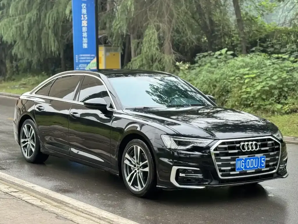 Audi A6L 2023 из CN, фото 2